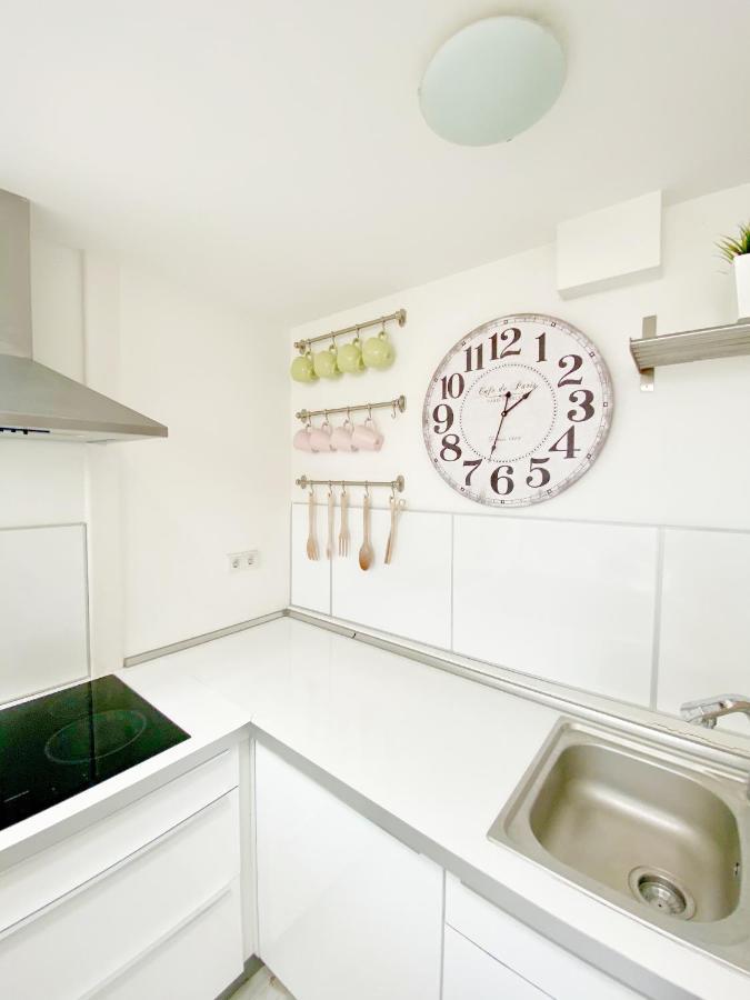 Loft With Rooftop And Free Parking In Garage بودابست المظهر الخارجي الصورة